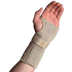 Wearing a splint can ease pain from carpal tunnel