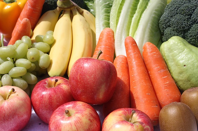 Eat plenty of vegetables and fruits to improve fibromyalgia symptoms