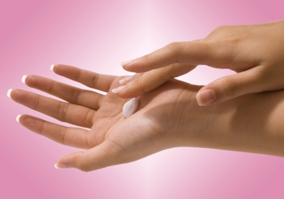 moisturizing your hand
