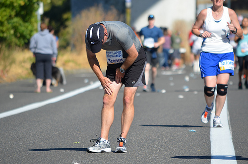 headphones-may-increase-running-injury