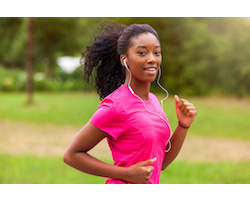 girl running- tricks to be active despite pain